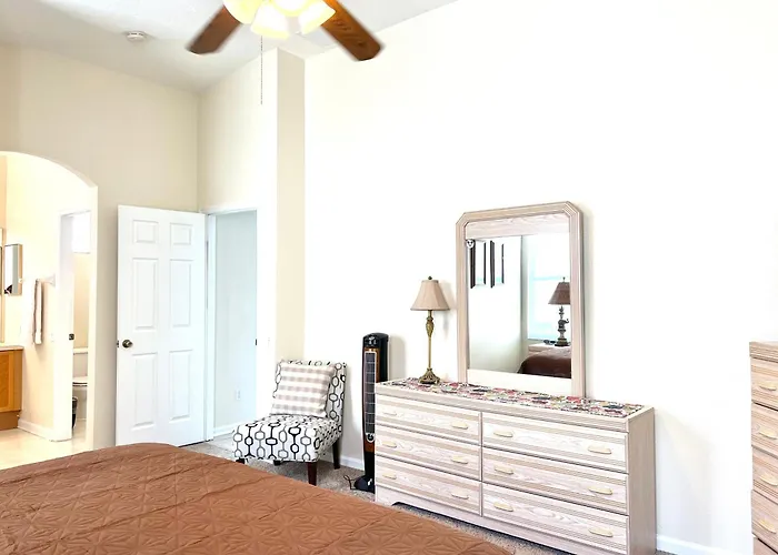 Windsor Palm Resort 3 Miles To Disney 4 Bedrooms